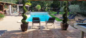 villa provençale 10 personnes piscine